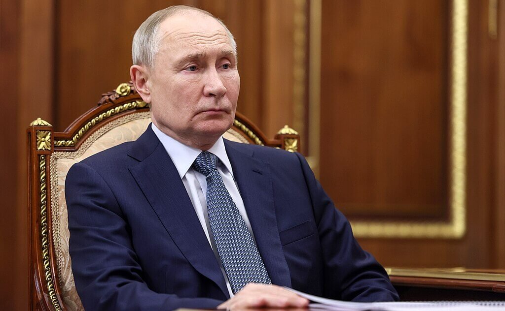 Shadows and Shifts: Glenn Carle, the CIA, and the Perils of Ignoring Russia.